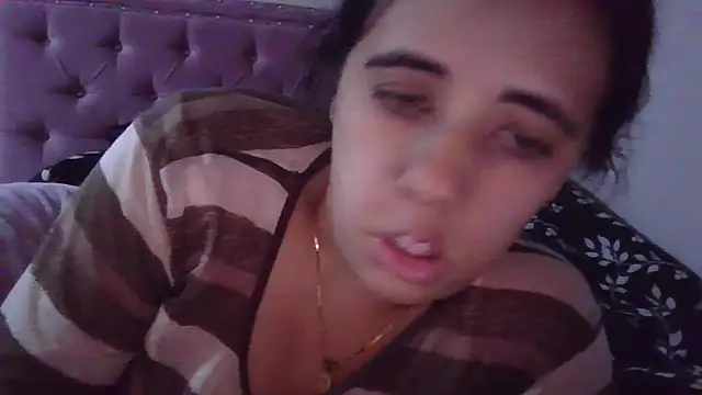 Snapshot of annarose19 chatting on December 10, 2024, 12:39 am annarose19 online show from December 10, 2024, 12:39 am