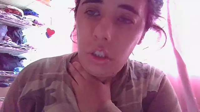 Snapshot of annarose19 chatting on December 30, 2024, 8:25 pm annarose19 online show from December 30, 2024, 8:25 pm