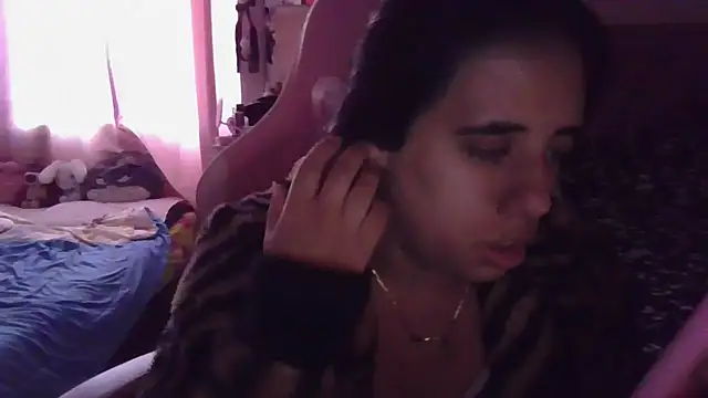 Snapshot of annarose19 chatting on January 15, 2025, 10:57 pm annarose19 online show from January 15, 2025, 10:57 pm