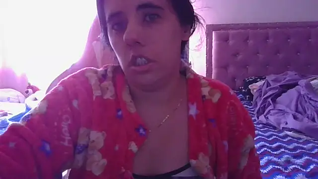 Snapshot of annarose19 chatting on January 22, 2025, 8:49 pm annarose19 online show from January 22, 2025, 8:49 pm