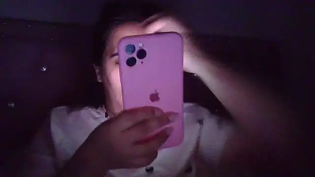Snapshot of annarose19 chatting on January 29, 2025, 2:51 am annarose19 online show from January 29, 2025, 2:51 am