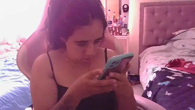 Snapshot of annarose19 chatting on February 7, 2025, 9:04 pm annarose19 online show from February 7, 2025, 9:04 pm