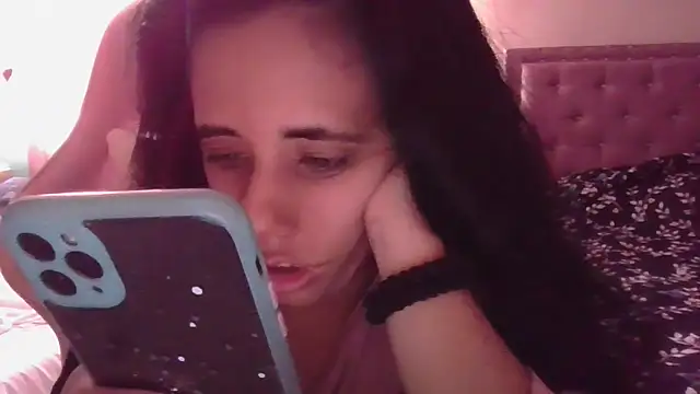 Snapshot of annarose19 chatting on February 19, 2025, 10:42 pm annarose19 online show from February 19, 2025, 10:42 pm