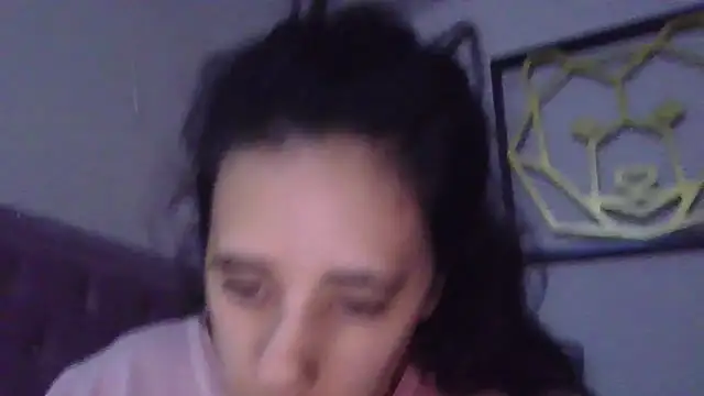 Snapshot of annarose19 chatting on February 20, 2025, 1:57 am annarose19 online show from February 20, 2025, 1:57 am