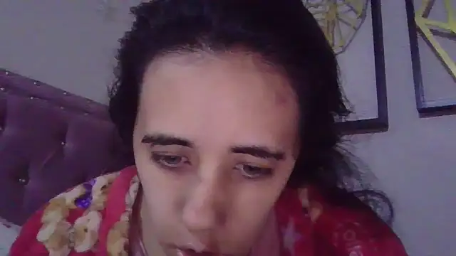 Snapshot of annarose19 chatting on March 5, 2025, 12:38 am annarose19 online show from March 5, 2025, 12:38 am