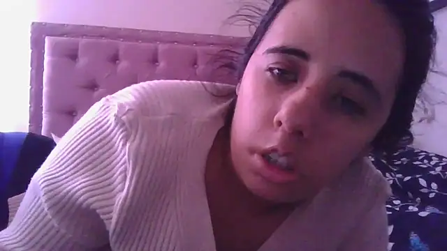 Snapshot of annarose19 chatting on October 15, 2025, 7:03 pm annarose19 online show from October 15, 2025, 7:03 pm