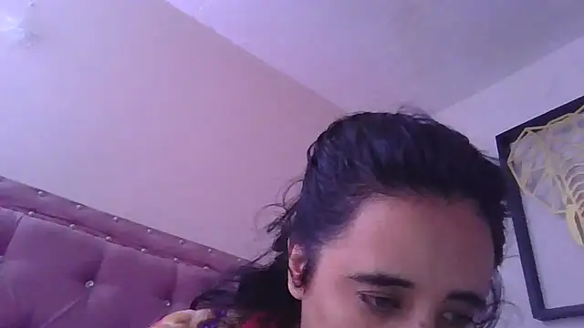 Snapshot of annarose19 chatting on October 30, 2025, 6:19 pm annarose19 online show from October 30, 2025, 6:19 pm