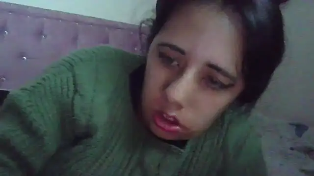 Snapshot of annarose19 chatting on November 15, 2025, 12:08 am annarose19 online show from November 15, 2025, 12:08 am