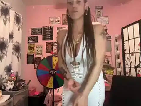 latinacubana online show from January 13, 2025, 3:45 am