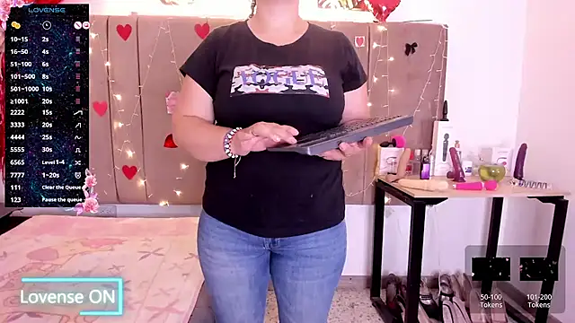 Zaly mature online show from November 30, 2025, 1:31 am