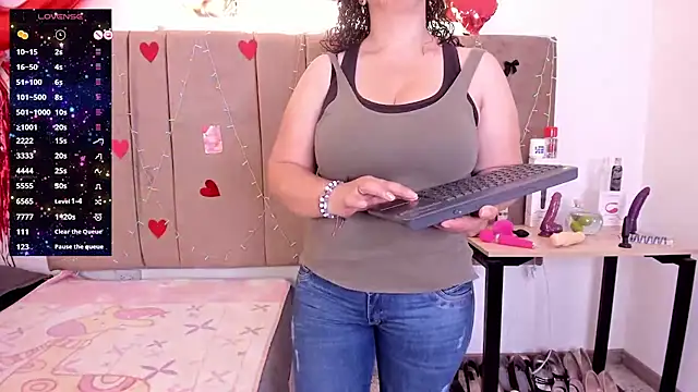 Zaly mature online show from December 23, 2025, 2:09 am