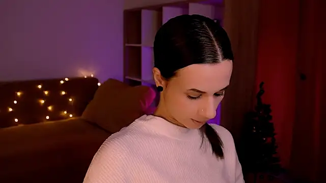 ItsAlisia online show from January 12, 2026, 6:51 am