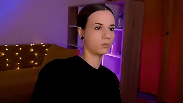 ItsAlisia online show from February 22, 2026, 6:46 am