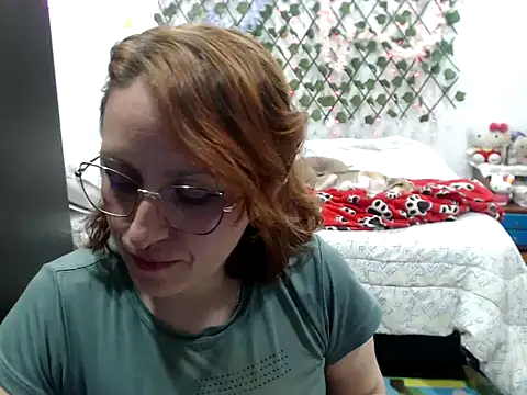 kittykalor09 online show from February 15, 2026, 3:25 am