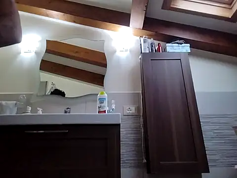 Snapshot of Xxgolden9 chatting on October 21, 2025, 1:56 pm Xxgolden9 online show from October 21, 2025, 1:56 pm