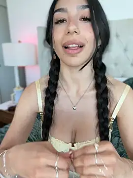 LoveLillyy online show from March 9, 2026, 7:07 pm