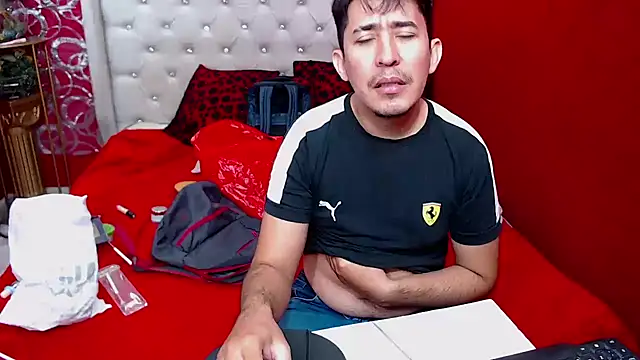 shannentrans online show from November 29, 2025, 12:24 am