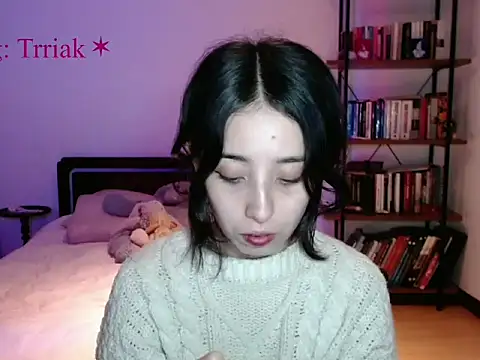 babyluna 8 8 online show from April 18, 2026, 6:50 am