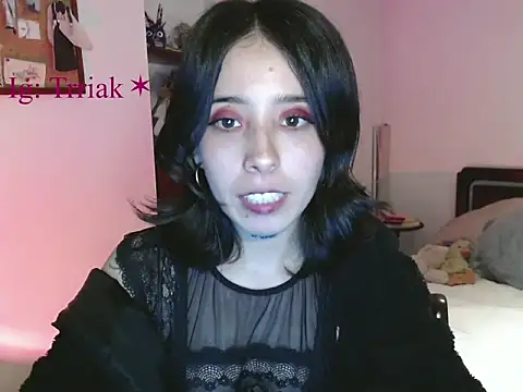 babyluna 8 8 online show from May 3, 2026, 2:17 am