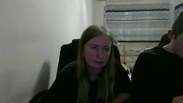 PeterAndJen online show from September 27, 2025, 6:57 pm