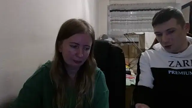 PeterAndJen online show from October 16, 2025, 7:26 pm