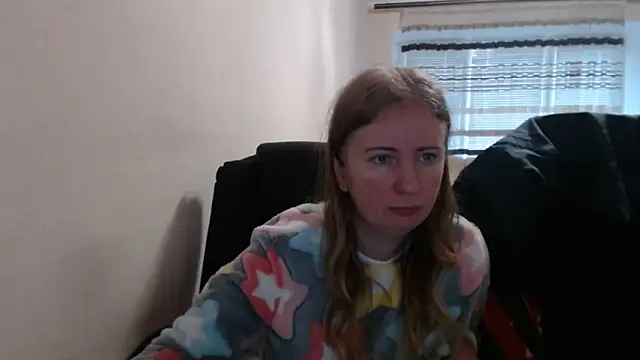 PeterAndJen online show from December 21, 2025, 7:15 am