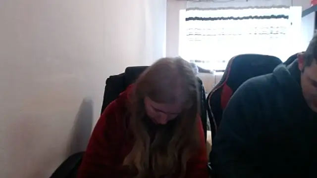 PeterAndJen online show from February 21, 2026, 6:47 am