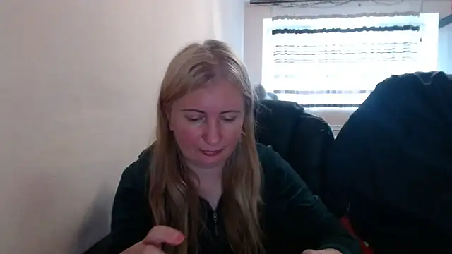Snapshot of PeterAndJen chatting on May 16, 2026, 11:09 am PeterAndJen online show from May 16, 2026, 11:09 am
