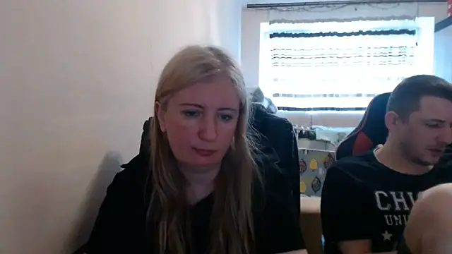 Snapshot of PeterAndJen chatting on May 23, 2026, 5:56 am PeterAndJen online show from May 23, 2026, 5:56 am