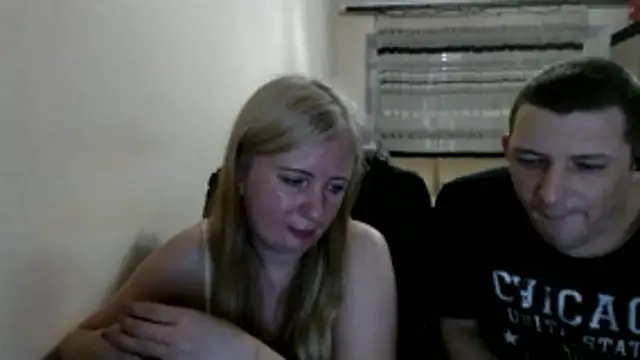 Snapshot of PeterAndJen chatting on May 26, 2026, 7:32 pm PeterAndJen online show from May 26, 2026, 7:32 pm