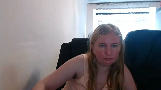 PeterAndJen online show from June 30, 2026, 4:19 pm