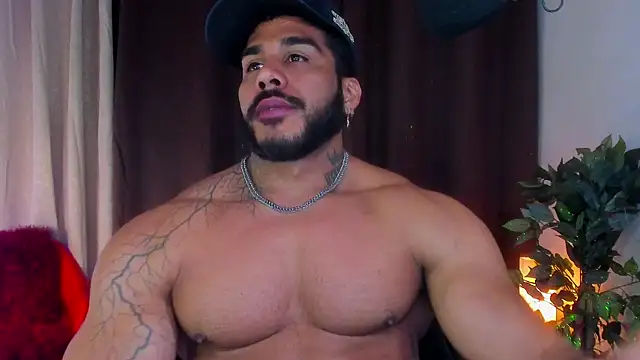 Snapshot of Artemis_Kazttman chatting on February 4, 2025, 7:07 am Artemis Kazttman online show from February 4, 2025, 7:07 am