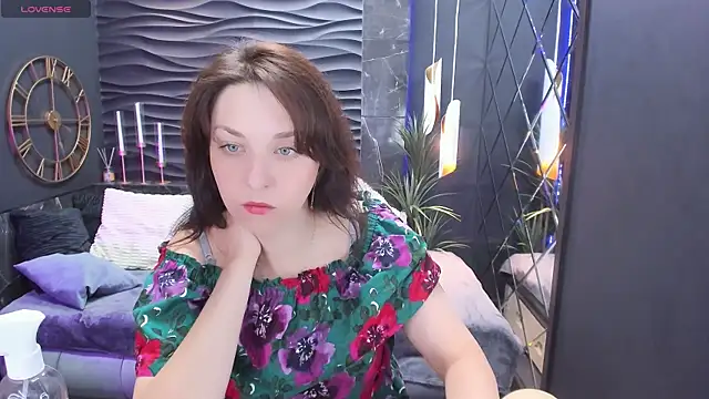 Snapshot of MargaretFatal chatting on July 18, 2026, 5:33 am MargaretFatal online show from July 18, 2026, 5:33 am