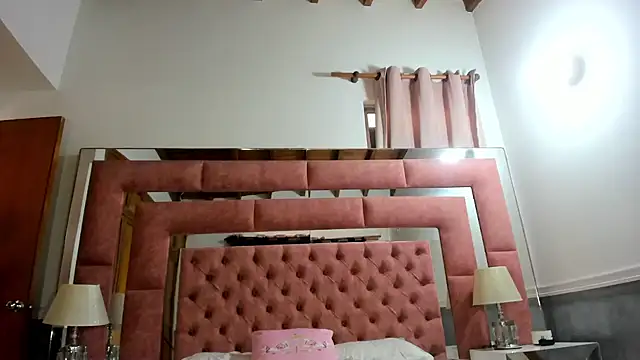 briana wonder69xxx online show from March 12, 2026, 2:34 pm