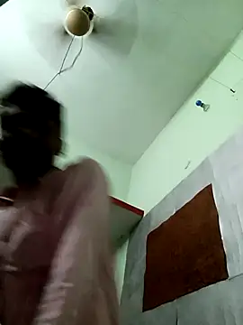 Snapshot of PrabV0319 chatting on November 1, 2025, 10:39 am PrabV0319 online show from November 1, 2025, 10:39 am