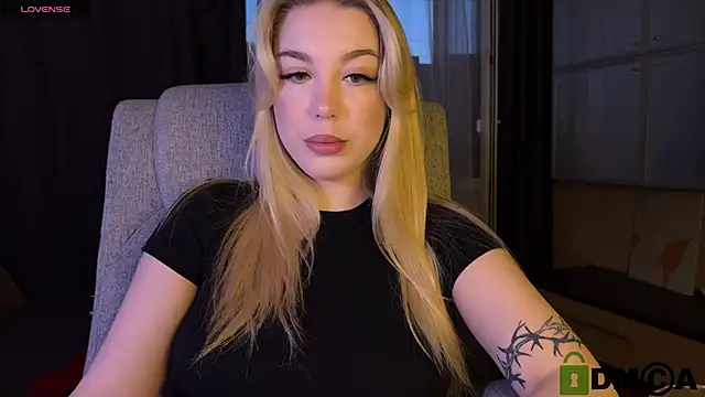 ariashaa online show from April 6, 2026, 3:57 pm