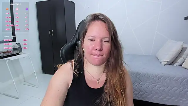 Snapshot of tamy_shine87 chatting on October 14, 2025, 3:07 am tamy shine87 online show from October 14, 2025, 3:07 am