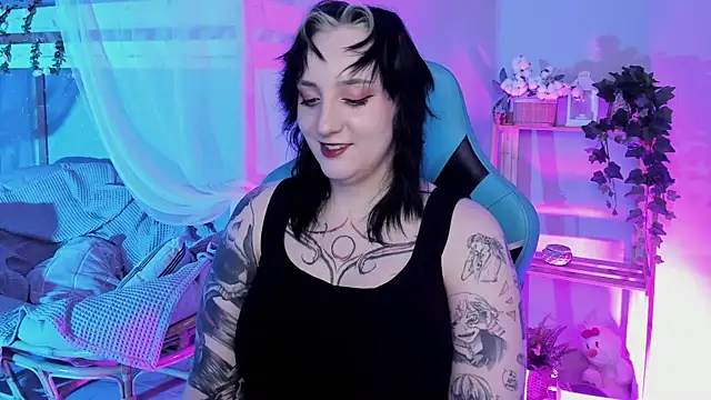 Snapshot of AsheLucker chatting on October 8, 2025, 10:40 pm AsheLucker online show from October 8, 2025, 10:40 pm