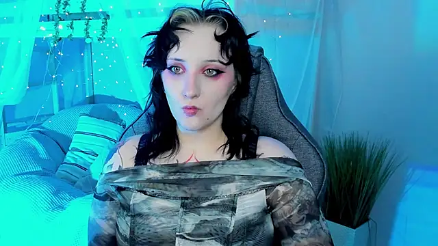 Snapshot of AsheLucker chatting on November 9, 2025, 11:47 pm AsheLucker online show from November 9, 2025, 11:47 pm