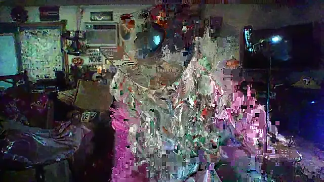 Snapshot of CROSSCOUNTRY1 chatting on November 15, 2025, 12:56 pm CROSSCOUNTRY1 online show from November 15, 2025, 12:56 pm