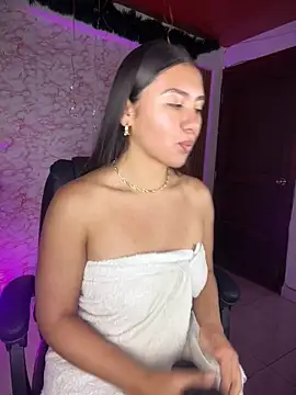 Snapshot of Ambar_pe_ chatting on April 22, 2026, 2:58 am Ambar pe online show from April 22, 2026, 2:58 am