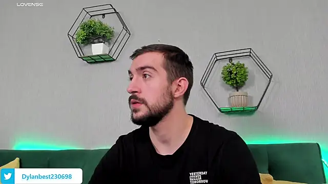 Dylan Best online show from November 5, 2025, 10:54 pm