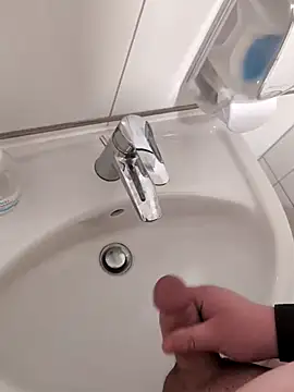 Snapshot of Philip266@xh chatting on February 20, 2025, 9:55 am Philip266xh online show from February 20, 2025, 9:55 am