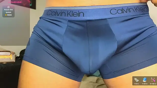 jordylatin20 online show from February 27, 2025, 2:32 am