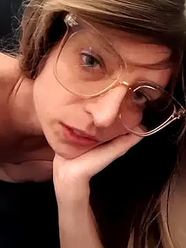 Snapshot of LouGabriel chatting on December 14, 2024, 9:56 pm LouGabriel online show from December 14, 2024, 9:56 pm