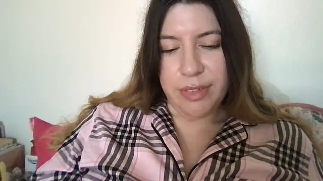 HYPHYtype online show from February 21, 2025, 10:59 pm