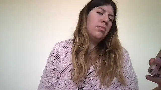 HYPHYtype online show from March 4, 2025, 10:38 pm