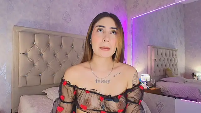 nini love01 online show from January 18, 2026, 4:05 am