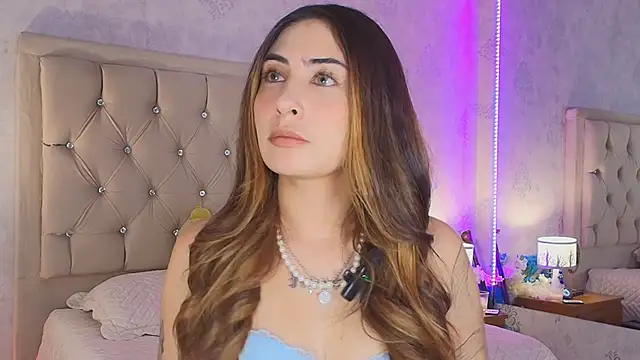 nini love01 online show from February 3, 2026, 4:10 am