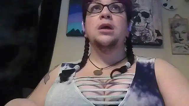 Snapshot of GothyBaby chatting on November 21, 2025, 5:44 pm GothyBaby online show from November 21, 2025, 5:44 pm